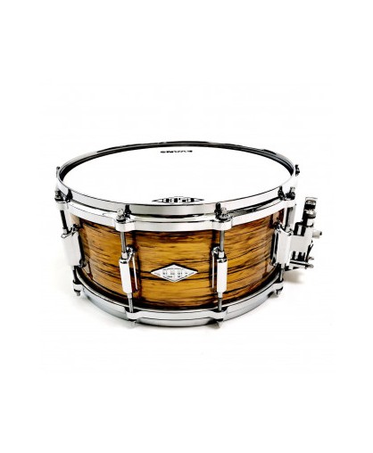 asba-caisse-claire-revelation-alice-cooper-14x55 (1)